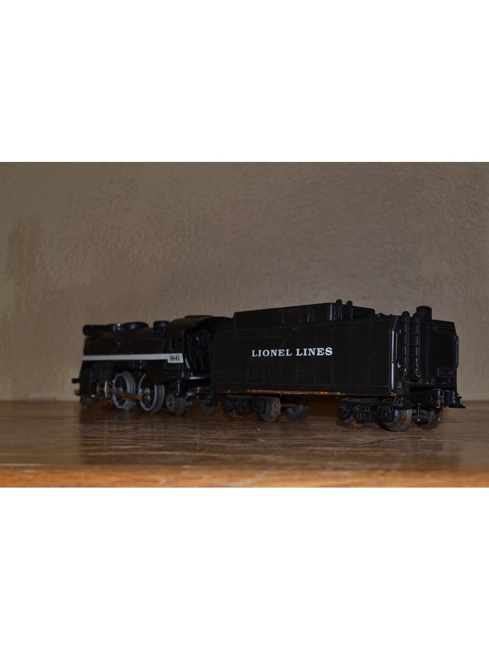 RARE O Gauge Lionel #8641 4-4-2 Steam Engine & Tender AS IS - Picture 3 of 13